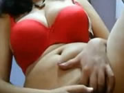 欲求不滿妻摳穴到起泡超誘人